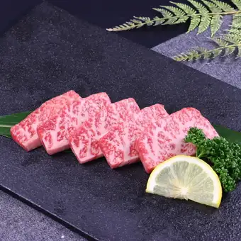 高級友三閣