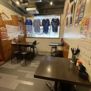 【テーブル席】