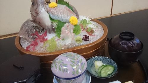 活け造り膳