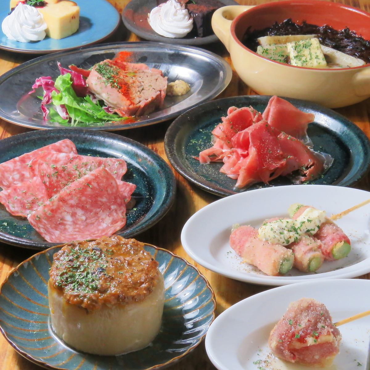 ワインや日本酒も豊富に取り揃えております！