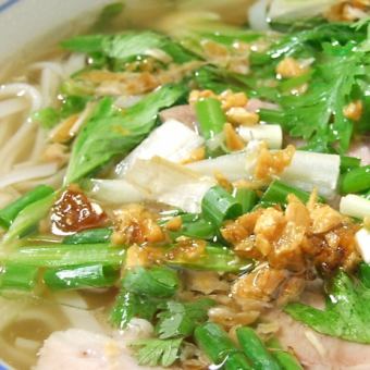 ナムサイ（タイ屋台ラーメン）