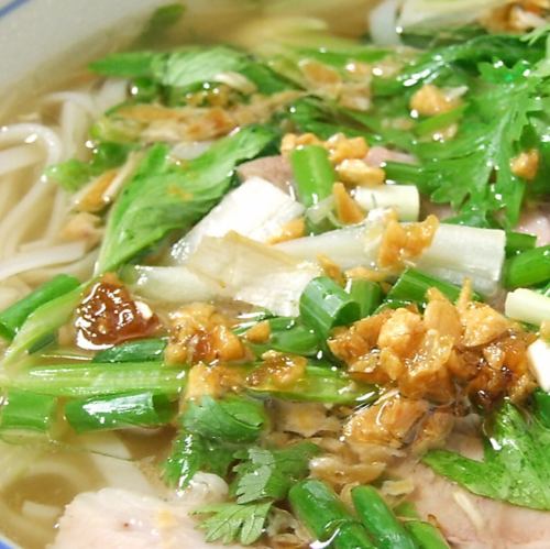 ナムサイ（タイ屋台ラーメン）