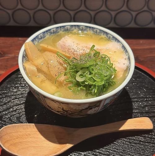 鶏白湯ラーメン