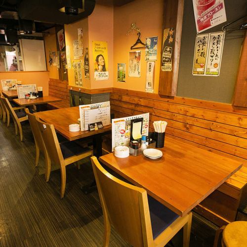 どこかホッと落ち着く寛ぎ空間。個室あり！貸切50名様◎