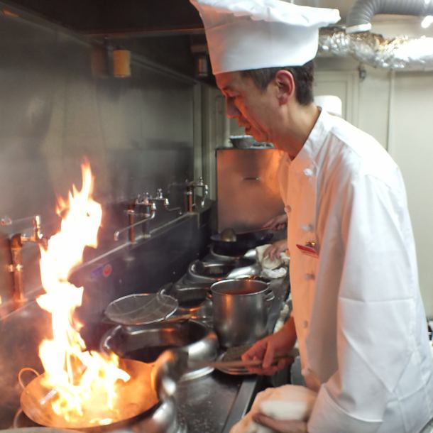 武蔵野の森総合スポーツプラザ・味の素スタジアムから徒歩4分！貸切は着席・立食で最大80名様まで可能!!懇親会や地域の御集りにご利用下さい。