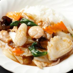 五目あんかけご飯<テイクアウトOK>