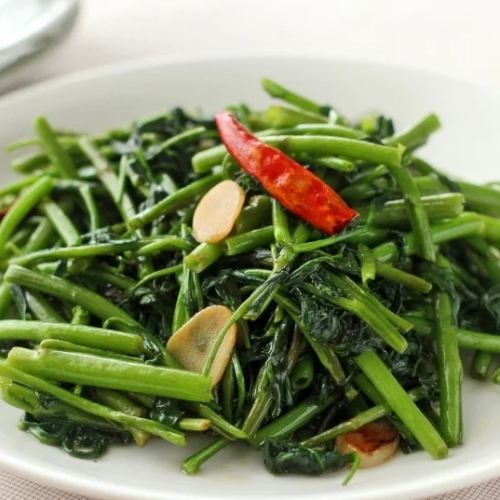 Stir-fried water spinach/Thai-style vegetables