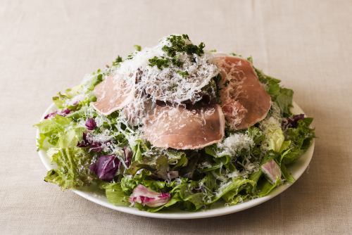 Hokkaido raw ham salad