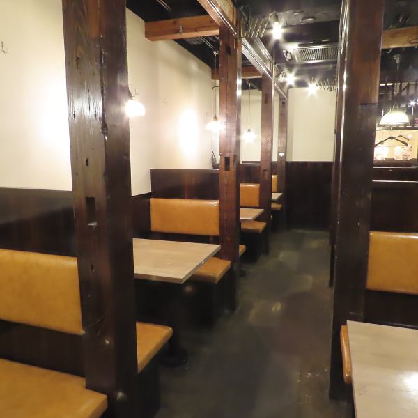 【抜群の好立地】JR総武本線津田沼駅から徒歩２分。店内は、落ち着いた雰囲気でご家族単位での少人数利用も可能です。店内は広々とした空間になっておりますので宴会でのご利用も可能となっております！宴会から普段使いまで幅広くご利用いただけます！