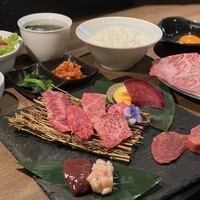 【土日ランチタイムのみ】1日10食限定特別コース・特選和牛プラン3000円(税込)