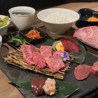 【土日ランチタイムのみ】1日10食限定特別コース・特選和牛プラン3000円(税込)