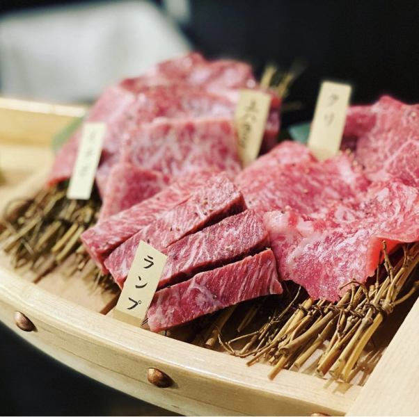【一番人気】料理長おまかせ3点盛り！スタイリッシュな空間でワンランク上の黒毛和牛をお気軽に…