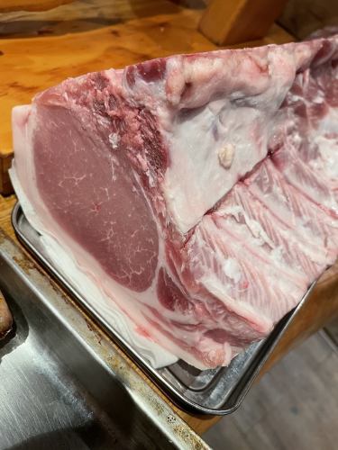 【대인기!】 군마현 산 봉우리 돼지 뼈있는 등심 그릴