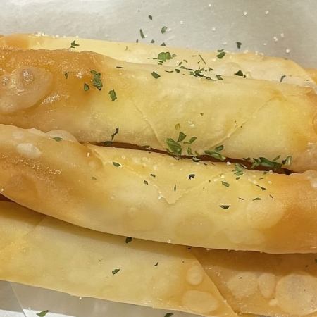 チーズカリカリ
