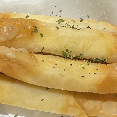 チーズカリカリ