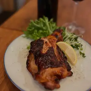 阿波尾鶏モモ肉炭火焼