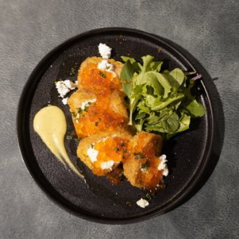 いくらとレモンサワークリームのサーモンレアカツ