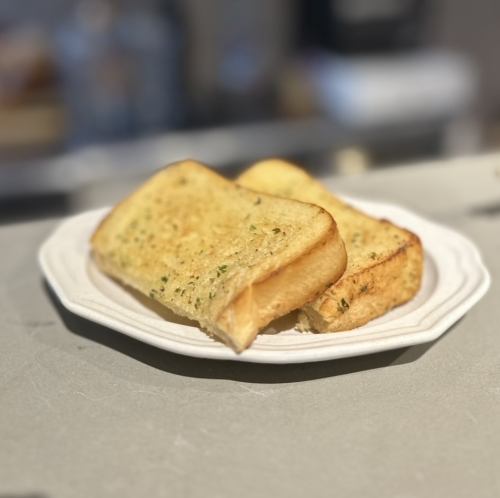 背徳ガーリックトースト