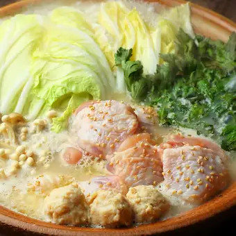 3-hour premium all-you-can-drink included! 8 dishes including your choice of hot pot (Hakata beef offal hot pot, extra-large fried oysters, etc.) 6,500 → 5,500 yen