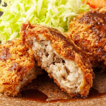 Cheese-wrapped mince cutlet