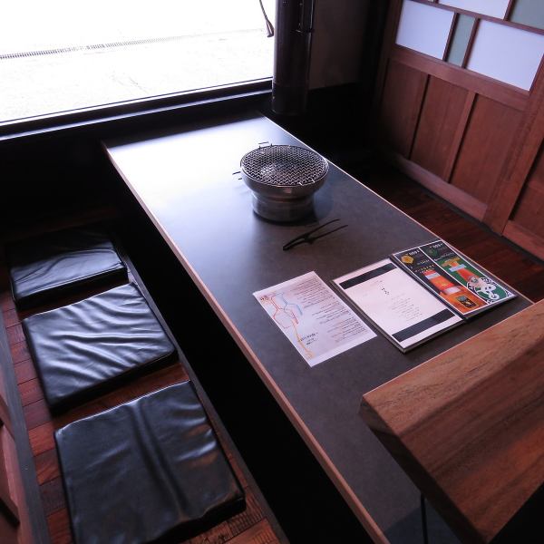 The spacious semi-private rooms with sunken kotatsu seats can be used not only for banquets, but also for family meals, anniversaries, dates, and many other occasions.Children's chairs are also available, so you can enjoy your meal with peace of mind.