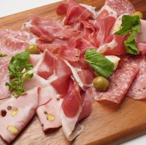 生ハム盛り合わせ
