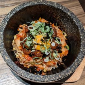 石焼ビビンバ