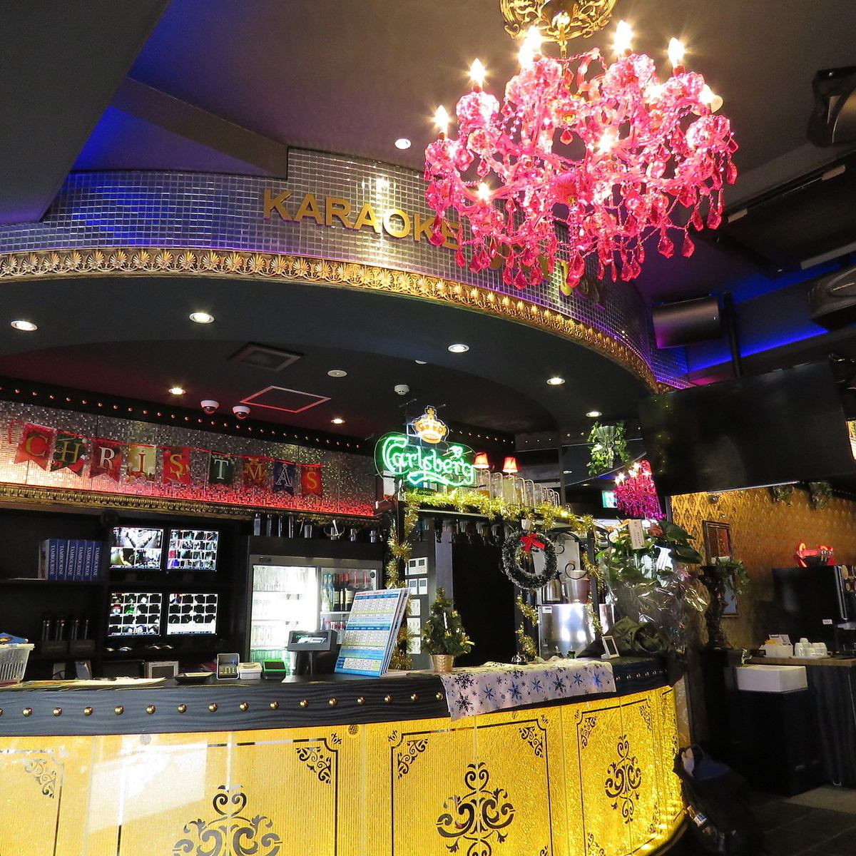 A new sight in Katamachi where karaoke & darts can enjoy it cheaply! Enrich drink menu as well ♪