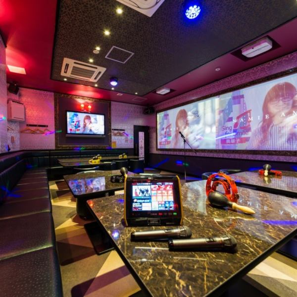 A group of up to 25 people can respond to the second and third party after the drinking party! Enchanted spot wrapped in gorgeous interior! Amusement which can enjoy karaoke & darts want to rise in one town & want to make noise We will offer the lowest price for Karaoke area ♪