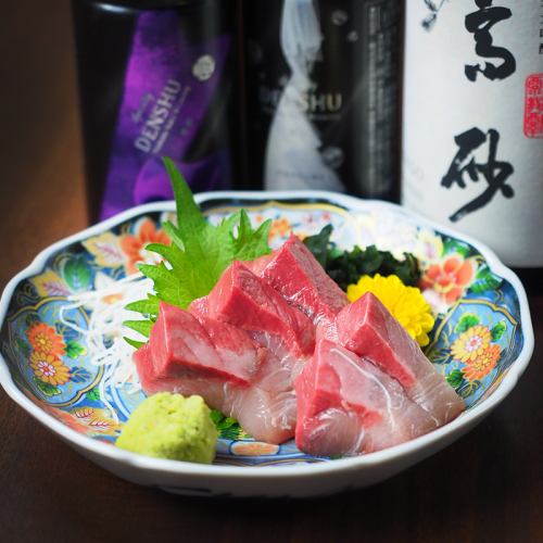「冬の王道、鰤の刺身。」