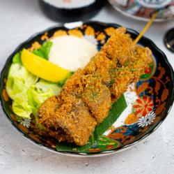 鮪の串揚げ 自家製タルタル添え