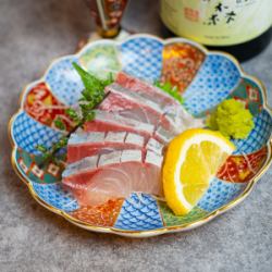 縞鯵(シマアジ)のお造り