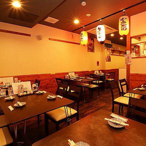 Seats on the table can be placed freely ♪