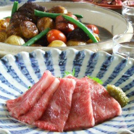 肉类鉴赏家的认可！以本店极力推荐的仙台牛为特色的7道菜4,500日元套餐/2小时无限畅饮约60种饮品