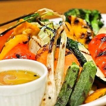 Grilled 7 Kinds of Vegetables with Bagna Cauda Sauce
