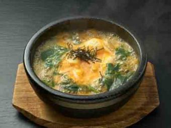 Stone-grilled yukkejang udon/kuppa