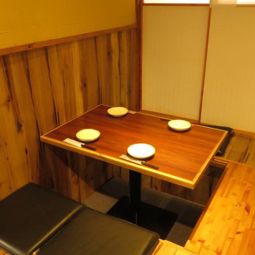 All seats are completely private rooms; a space where you can relax from 2 people♪