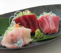 Assorted 3 sashimi for 3 people or more !!