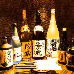Please enjoy the shop carefully selected sake and shochu to your heart's content