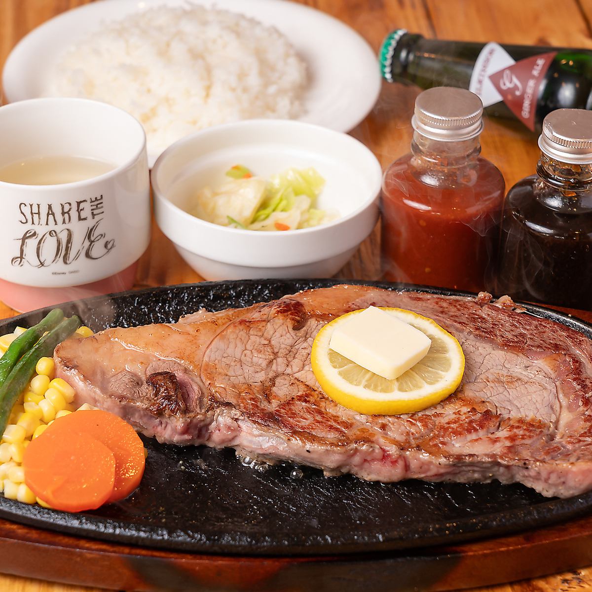 こだわりのステーキやハンバーグをお楽しみください！