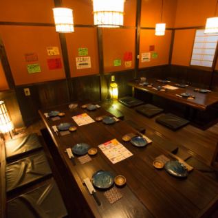 The tatami room has tables for 10 and 8 people, and is recommended for banquets. We look forward to your reservation.