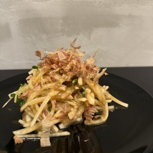 ひろこさんの梅和え大根サラダ