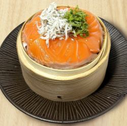 연어와 시라스의 세이로 밥