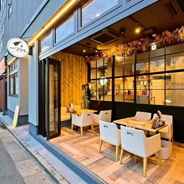 【夏時期にはテラス席も♪】メニューもリニューアルしました！お好きなお料理と単品飲み放題で楽しいひと時を♪