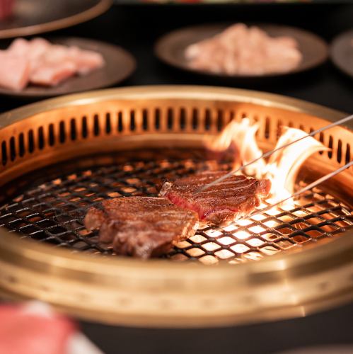 五感で焼肉を