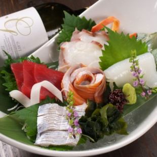 Assorted sashimi (5 types)