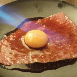 大判炙りユッケ