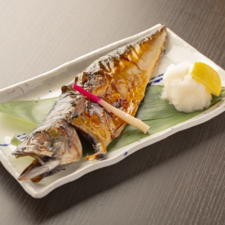 Aomori Hachinohe Maeoki mackerel (half)