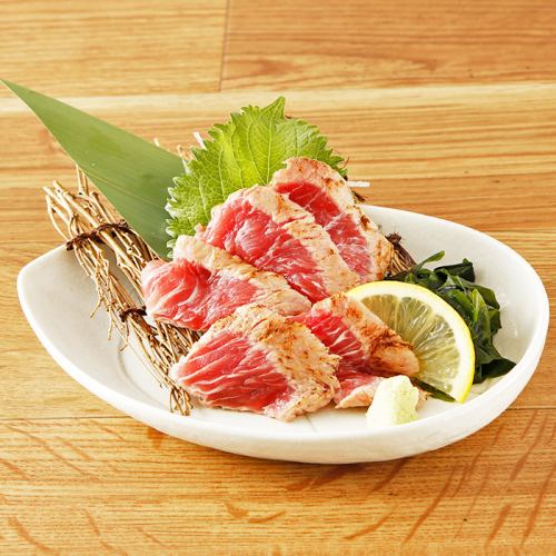 Grilled tuna cheek sashimi