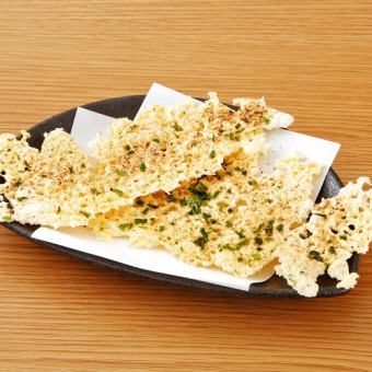 Fish and Cheese Crackers / Whelk and Wasabi